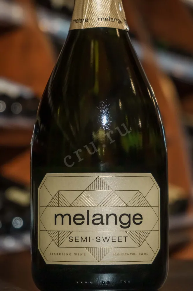 В магазине Крю Профи Melange Semi Sweet 2025 0.75 л