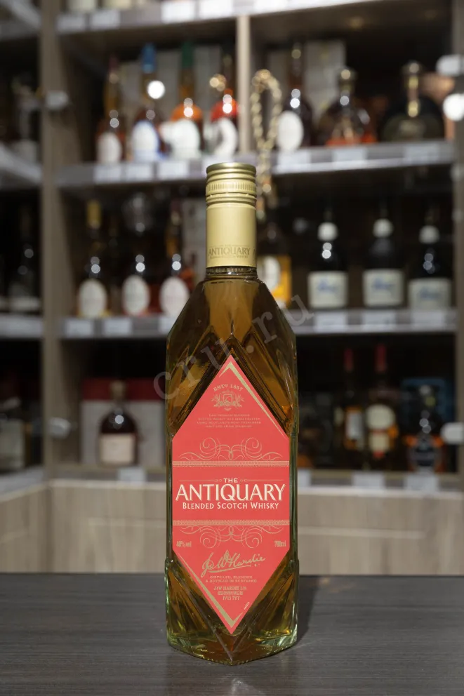 В магазине Крю Профи Antiquary Blended in gift box 0.7 л