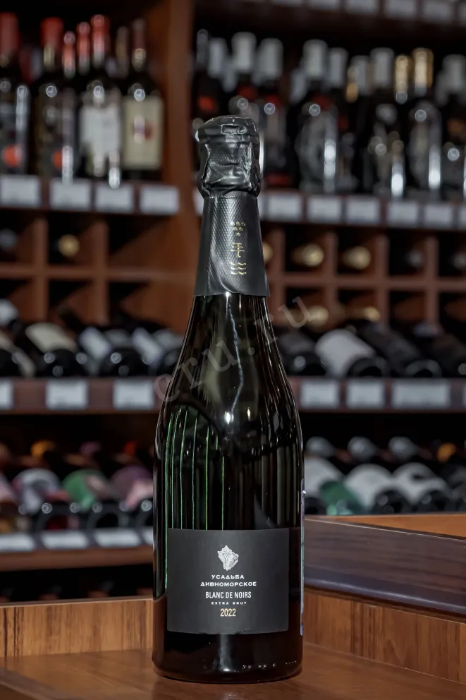 В магазине Крю Профи Usadba Divnomorskoe Blanc de Noir 2022 0.75 л