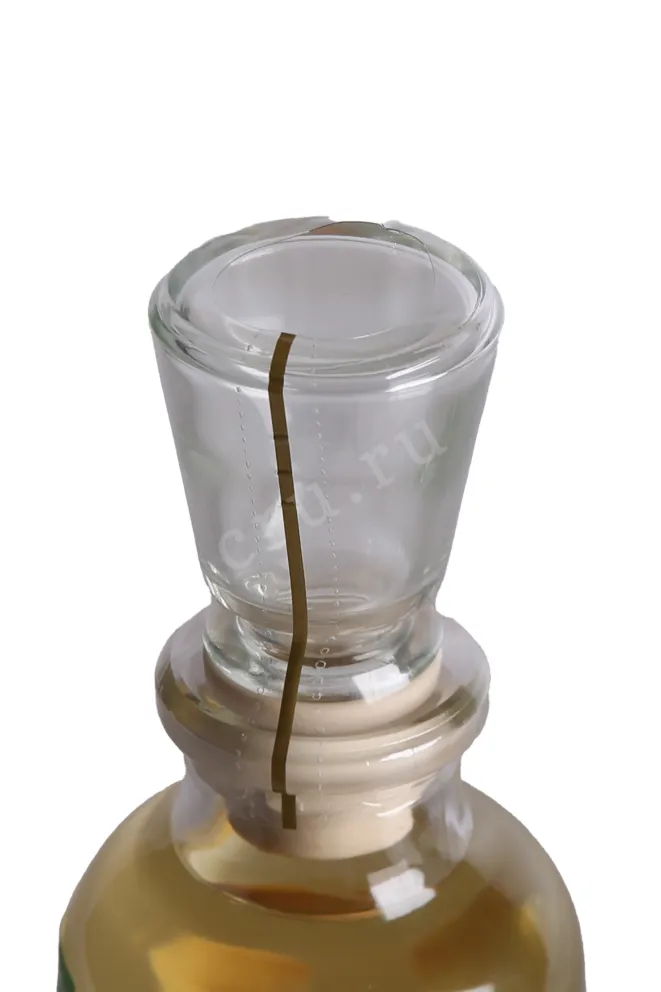 Дистиллят G.E. Massenez Eau-De-Vie Poire Williams  0.7 л