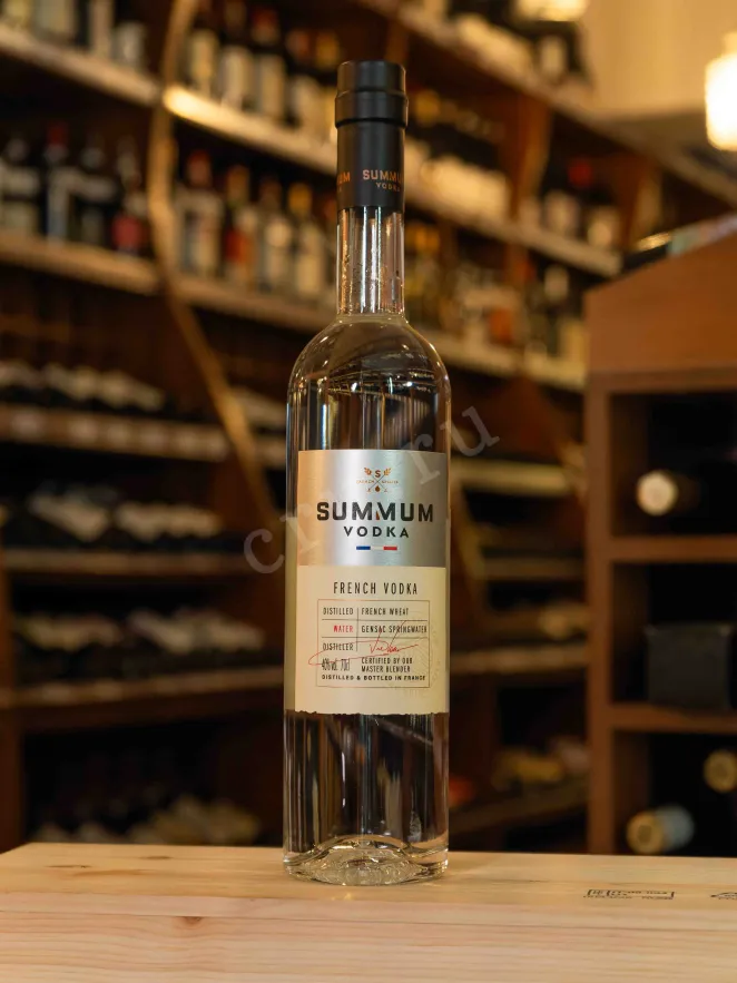 В магазине Крю Профи Summum  0.7 л