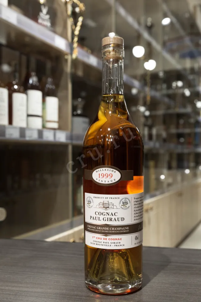 В магазине Крю Профи Paul Giraud in gift box 1999 0.7 л