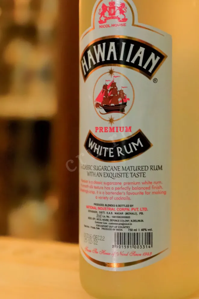В магазине Крю Профи Hawaiian Premium White 0.75 л