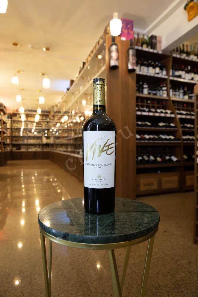 В магазине Крю Профи Alta Vista Vive Cabernet Sauvignon 2019 0.75 л