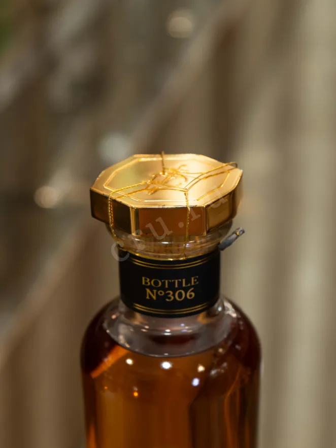 Пробка Dupuy Lot 80 Hors d'Age Grand Champagne AOC in gift box 0.7 л