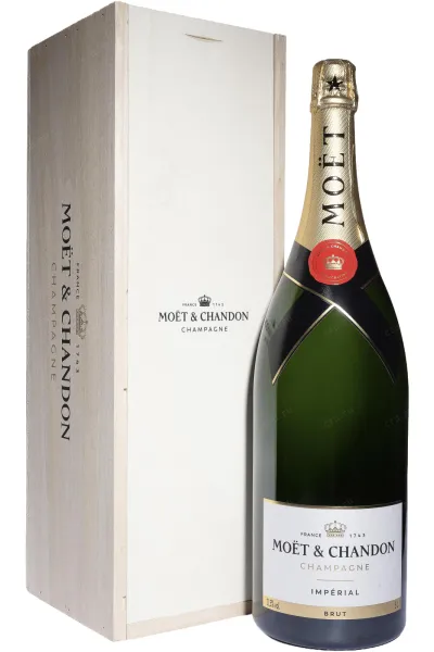 Шампанское Moet & Chandon Imperial Brut gift box 2020 3 л