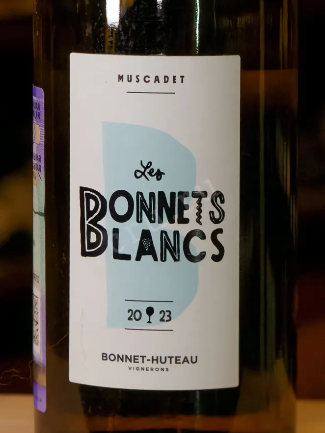 В магазине Крю Профи Bonnet-Huteau Les Bonnets Blancs Muscadet Sèvre et Maine sur Lie AOC 2023 0.75 л