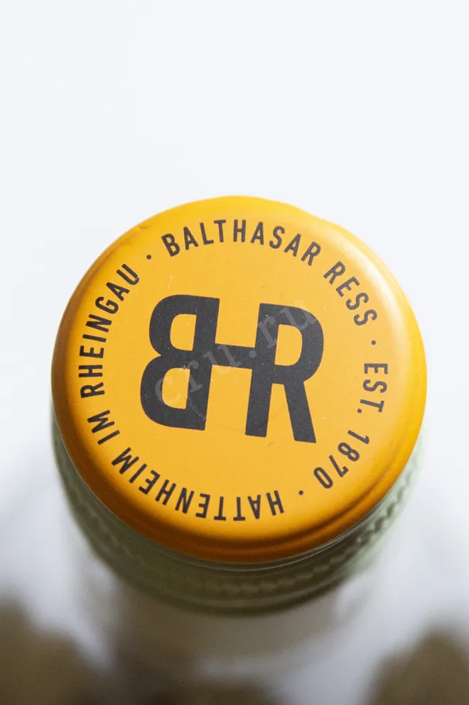 Пробка Balthasar Ress Berg Rottland Riesling GG 2021 0.75 л