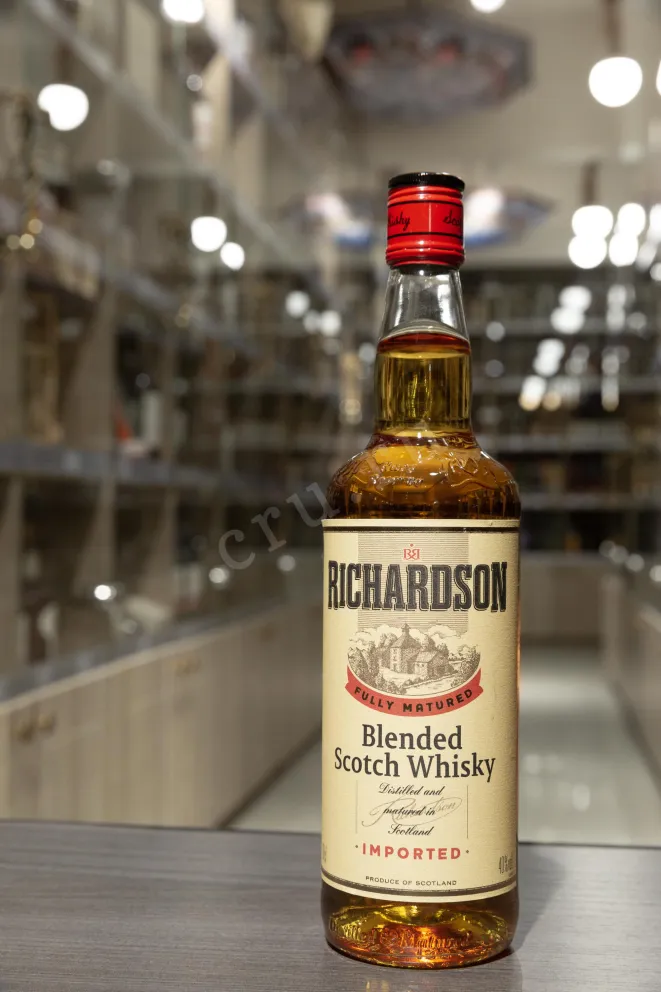 В магазине Крю Профи Richardson 0.7 л