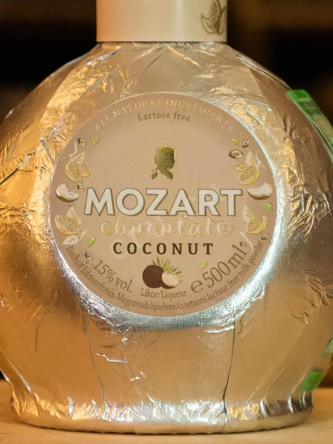 В магазине Крю Профи Mozart Chocolate Coconut 0.5 л