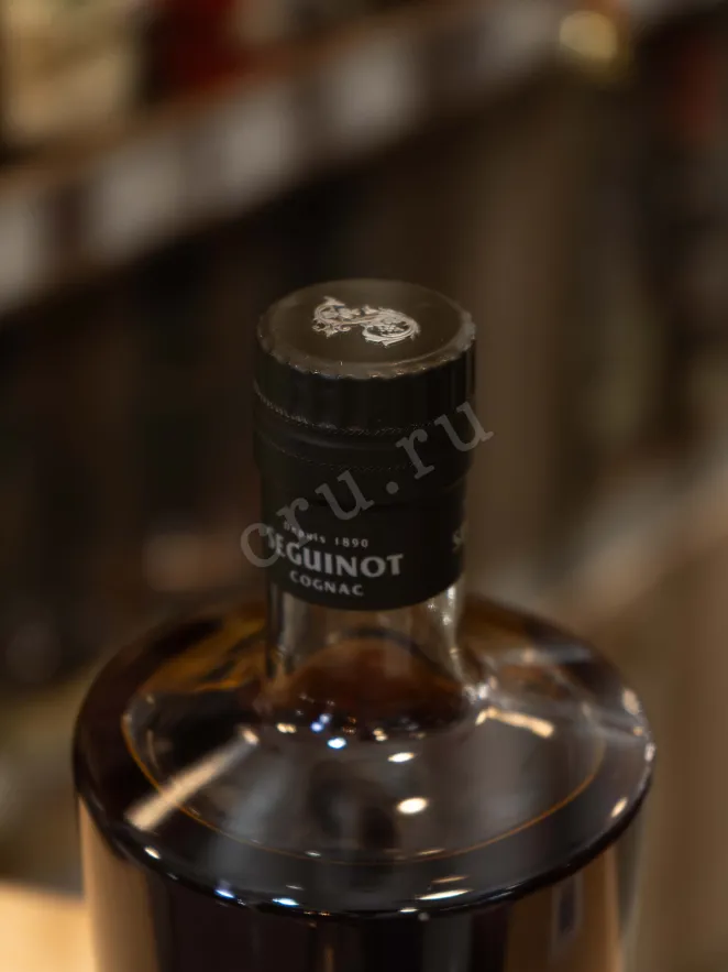 Пробка Seguinot VSOP 6 years carafe 0.7 л
