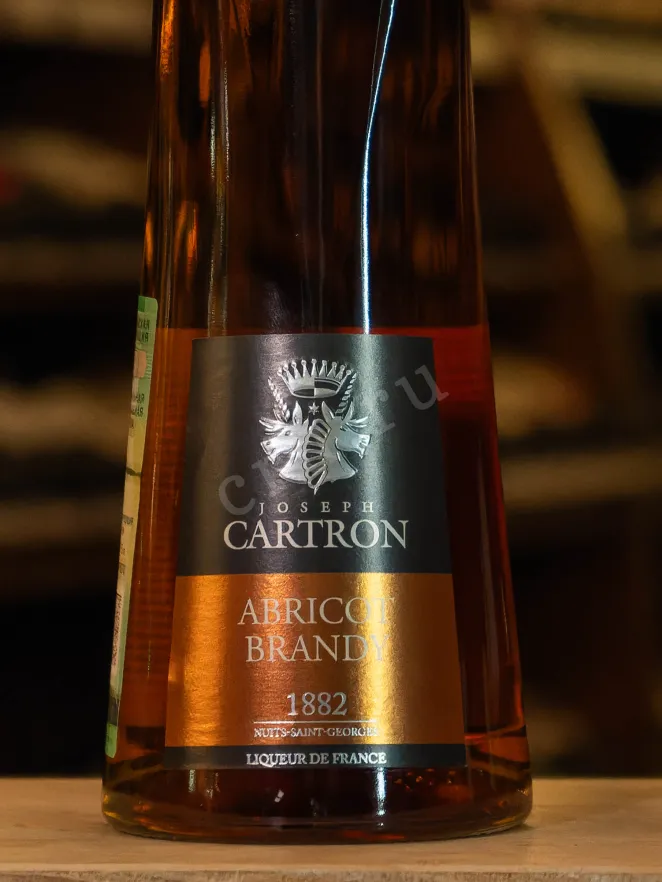 В магазине Крю Профи Joseph Cartron Abricot Brandy 0.7 л