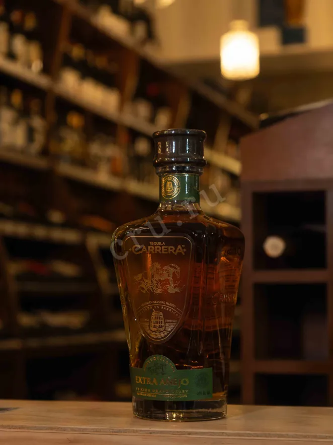В магазине Крю Профи Carrera Extra Anejo in gift box 0.75 л
