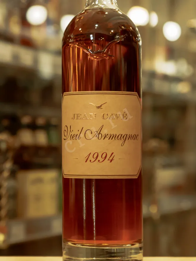 В магазине Крю Профи Jean Cave Vieil in gift box 1994 0.7 л