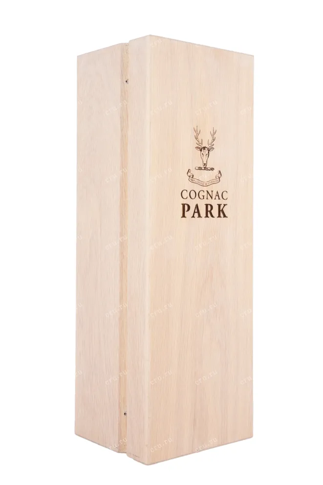 Коньяк Park gift box 1976 0.7 л