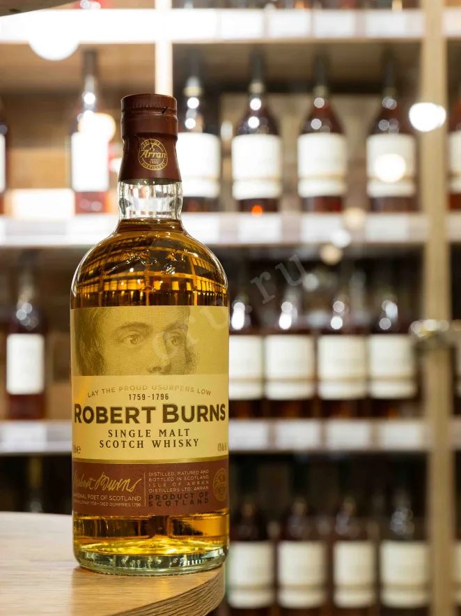 В магазине Крю Профи Robert Burns Single Malt in tube 0.7 л