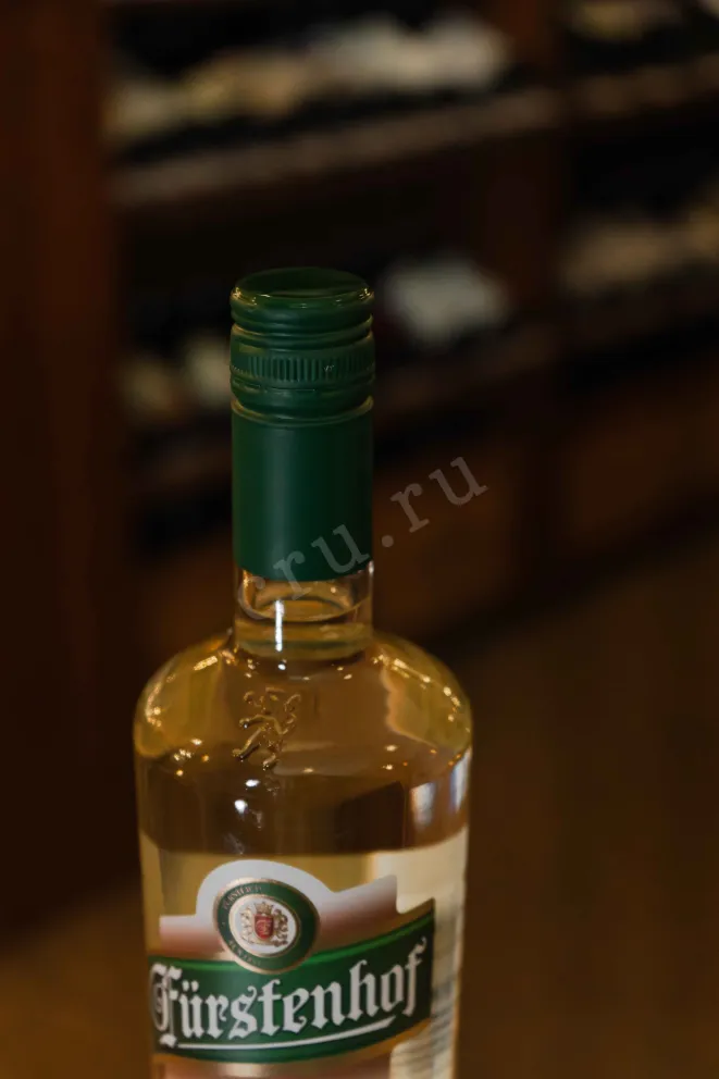 Пробка Furstenhof Haselnuss 0.7 л