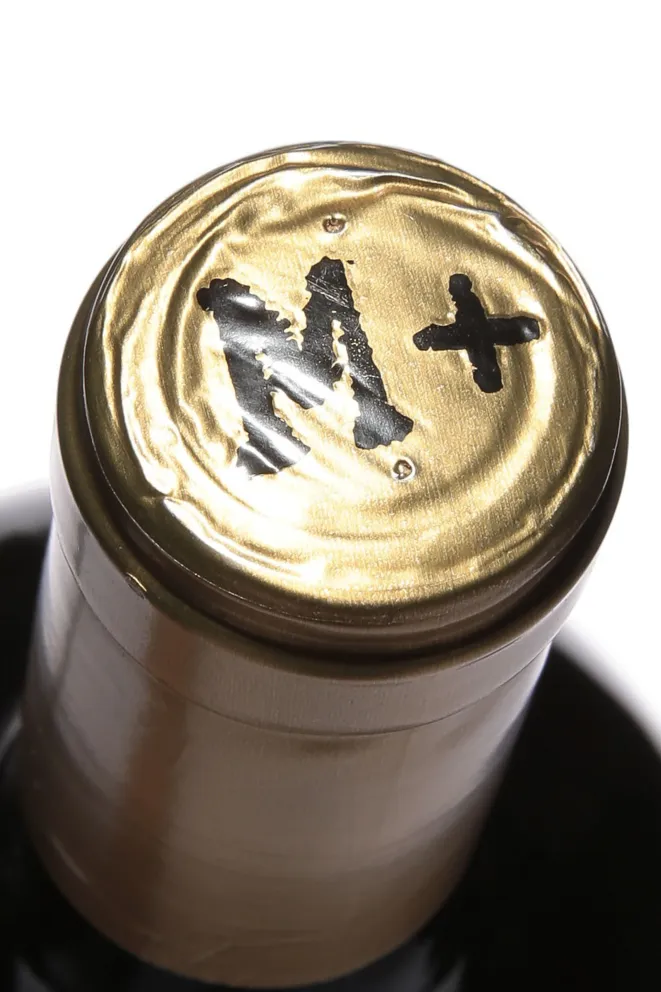 Пробка Mucho Mas Red Medium Dry 2024 1.5 л