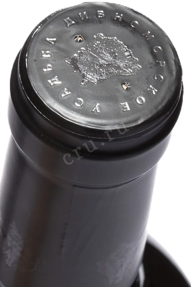 Пробка Usadba Divnomorskoe Cabernet Sauvignon 2021 0.75 л