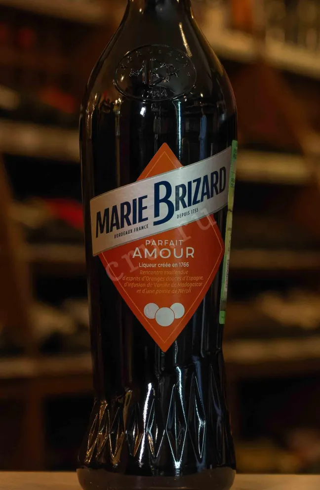 В магазине Крю Профи Marie Brizard Parfait Amour 0.7 л