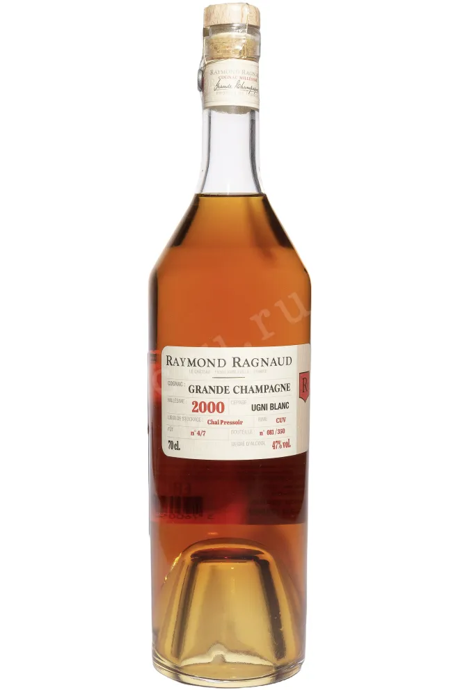 Бутылка Raymond Ragnaud Millesime Grande Champagne in gift box 2000 0.7 л