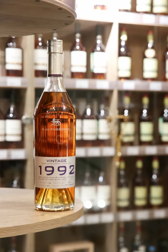 В магазине Крю Профи A de Fussigny 1992 0.7 л