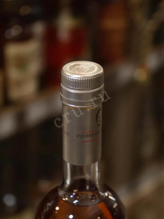 Пробка Pierre de Segonzac VSOP in gift box 0.7 л