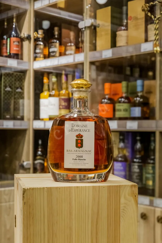 В магазине Крю Профи Folle Blanche Domaine d'Esperance 2000 0.7 л