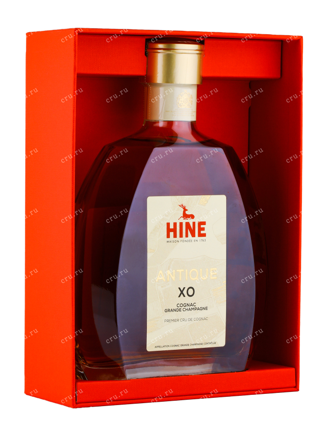 В подарочной коробке Hine Antique XO 0.7 л