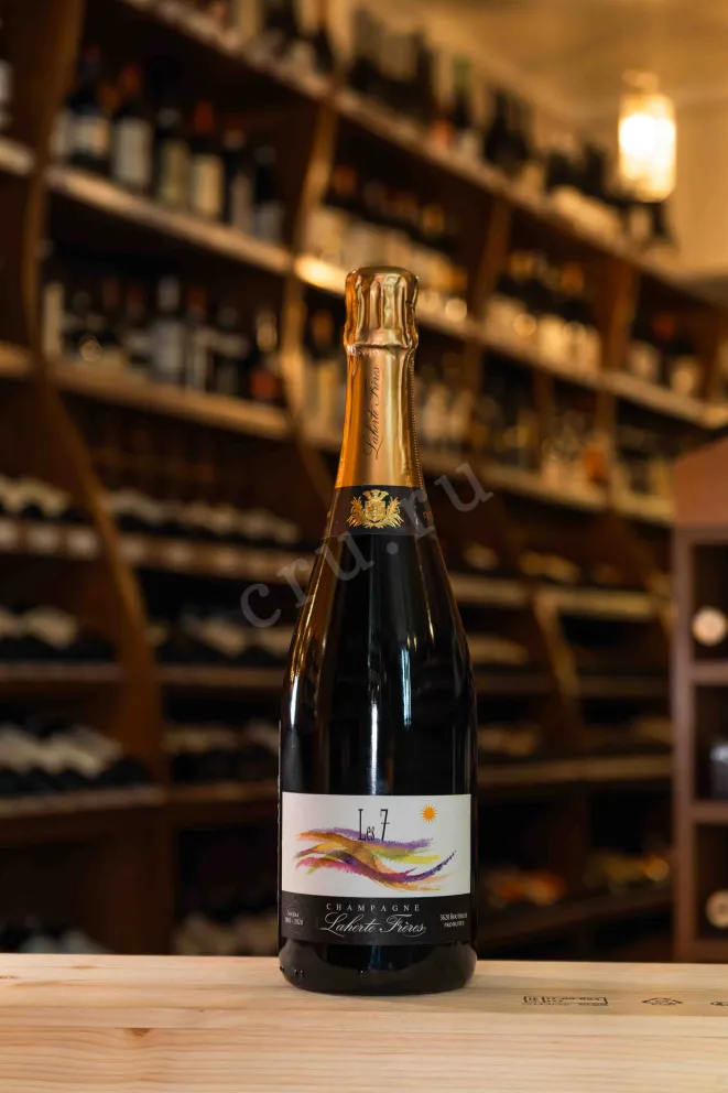 В магазине Крю Профи Laherte Freres Les Clos 2020 0.75 л