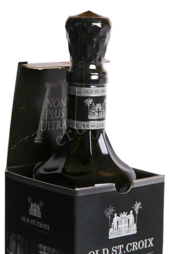 Подарочная коробка Old Santa Croix Non Plus Ultra Black Edition 0.7 л