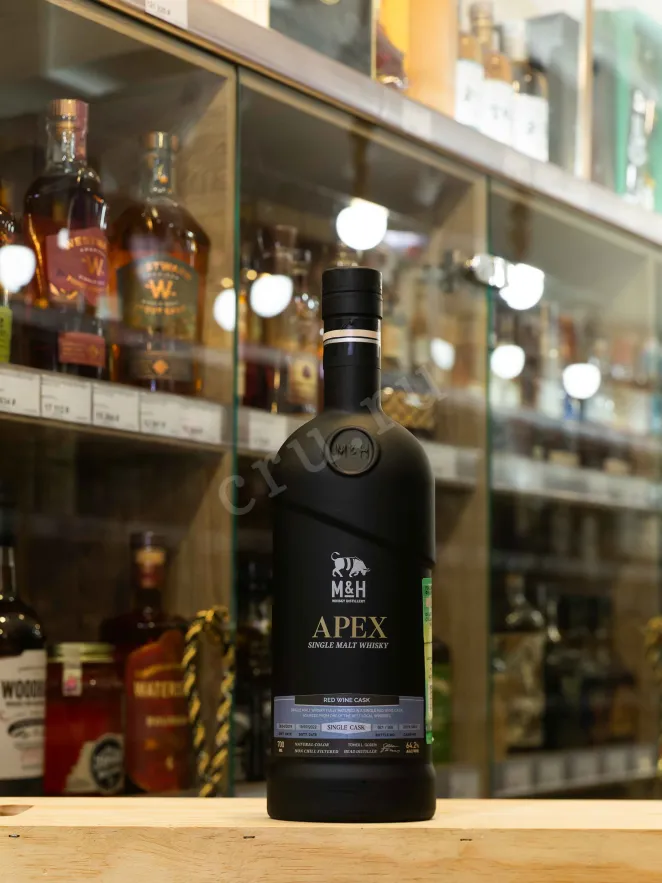 В магазине Крю Профи M&H Apex Fort Red Wine Cask 3 years in gift box 0.7 л