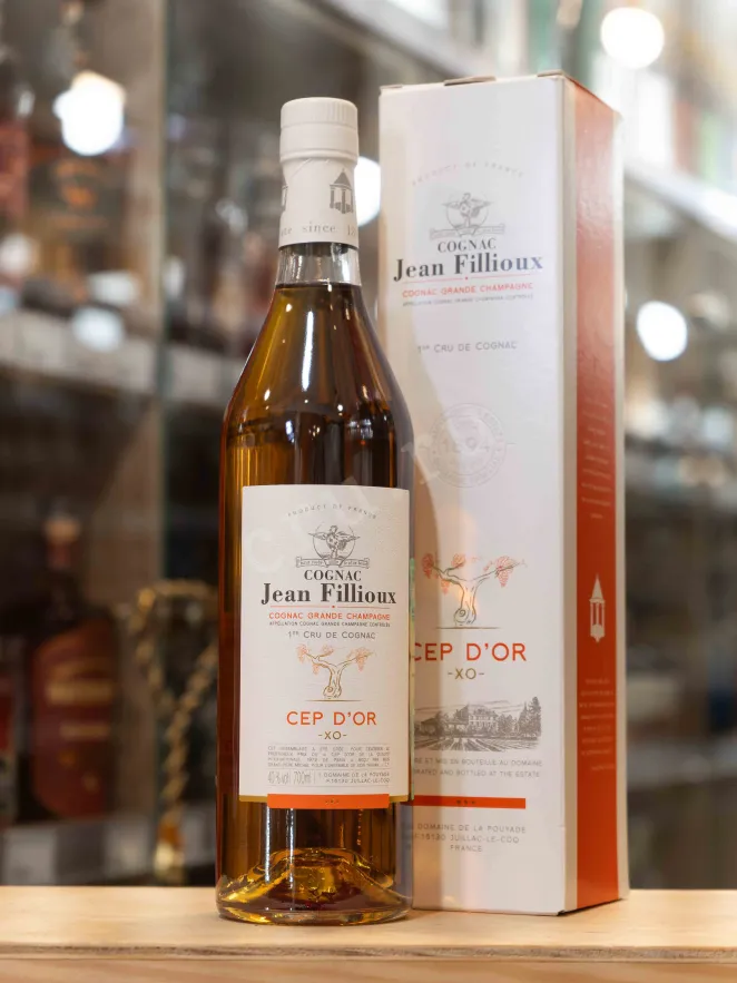 В магазине Крю Профи Jean Fillioux Cep d'Or 13 years 0.7 л