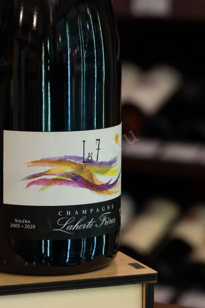 В магазине Крю Профи Laherte Freres Les Clos 2020 0.75 л
