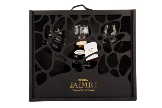 Бренди Torres Jaime I Reserva de la Familia gift box with 2 glasses  0.7 л
