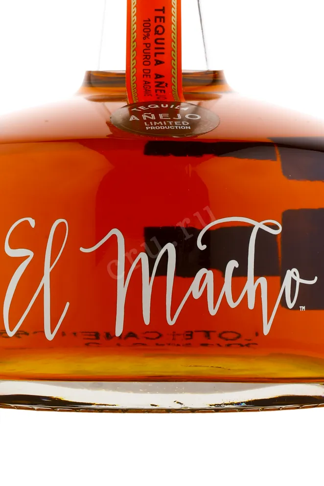 Текила El Macho Anejo  0.75 л