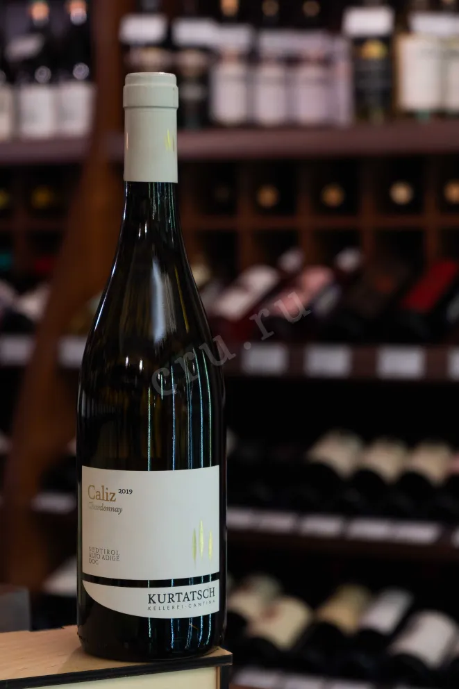 В магазине Крю Профи Kurtatsch Caliz Chardonnay 2019 0.75 л