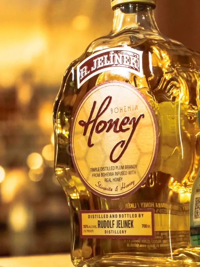 Пробка Rudolf Jelinek Slivovice Bohemia Honey 0.7 л