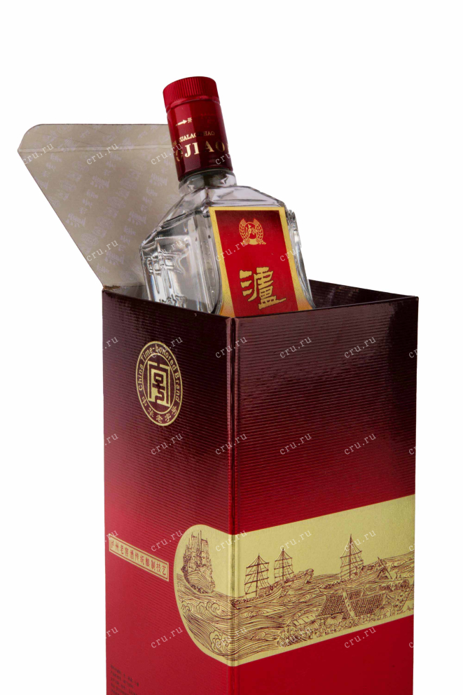 В подарочной коробке Luzhou Laotszyao Tov Qu in gift box 0.5 л