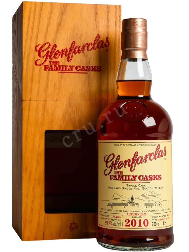 Виски Glenfarclas Family Casks in gift box 2010 0.7 л