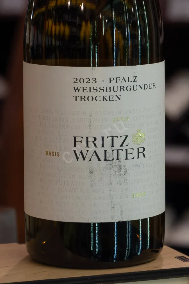 В магазине Крю Профи Fritz Walter Weissburgunder Trocken 2023 0.75 л