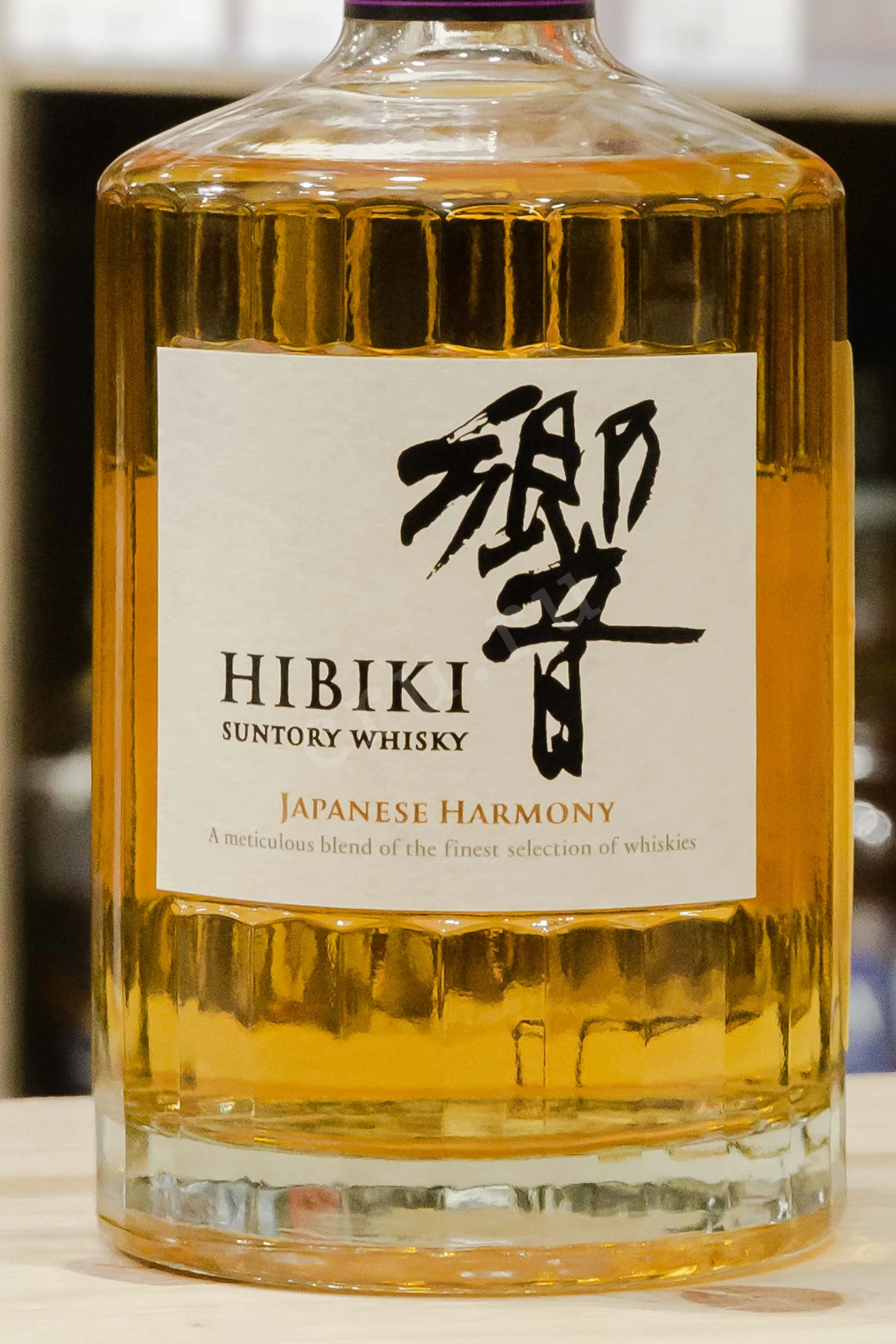 Hibiki Japanese Harmony with gift box 0.7 л купить - Японский