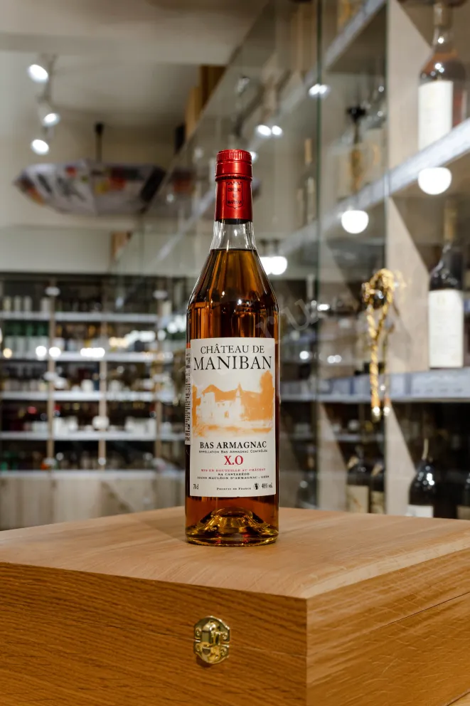 В магазине Крю Профи Chateau de Maniban XO 0.7 л