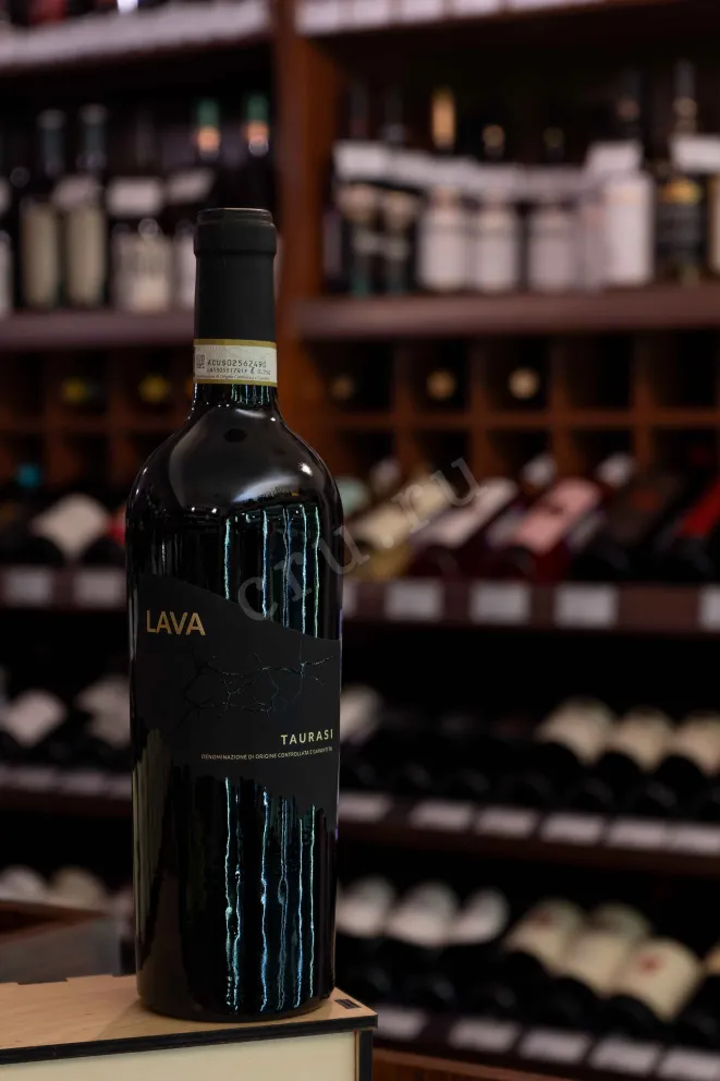 В магазине Крю Профи Terre del Vulcano Lava Taurasi DOCG 2016 0.75 л