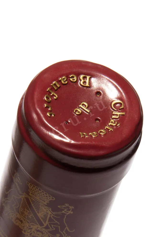 Пробка Chateau de Beaufort Les Cazetiers Gevrey Chambertin 1er Cru AOC 2017 0.75 л