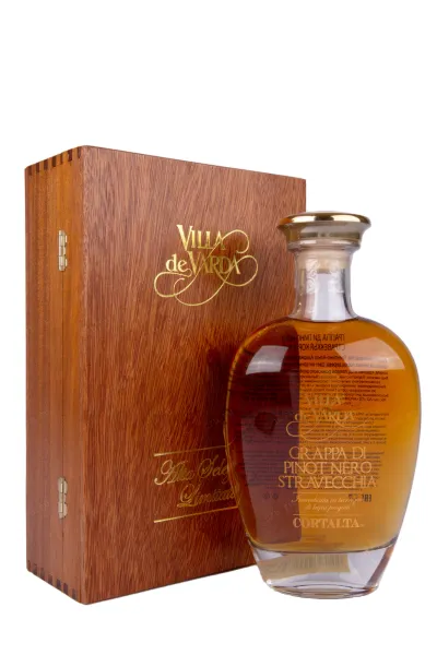 Граппа Villa de Varda di Pinot Nero Stravecchia Cortalta wooden box  0.7 л