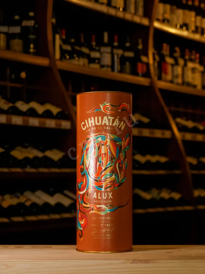 В магазине Крю Профи Cihuatan Alux 15 years in tube 0.7 л