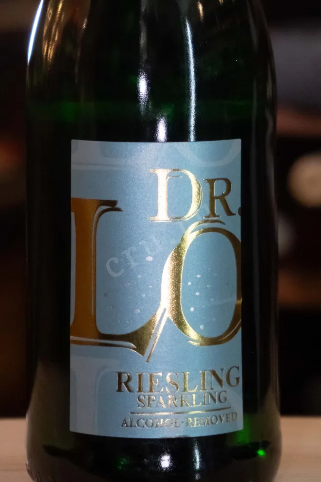 В магазине Крю Профи Dr Lo Riesling Sparkling Alcohol Removed 2023 0.75 л