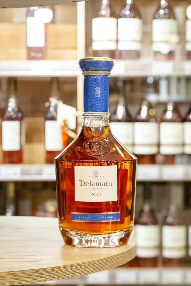 В магазине Крю Профи Delamain XO Grande Champagne in gift box 0.7 л