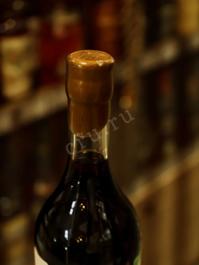 Пробка Brut de Fut Grande Champagne Daniel Bouju wooden box 1980 0.7 л